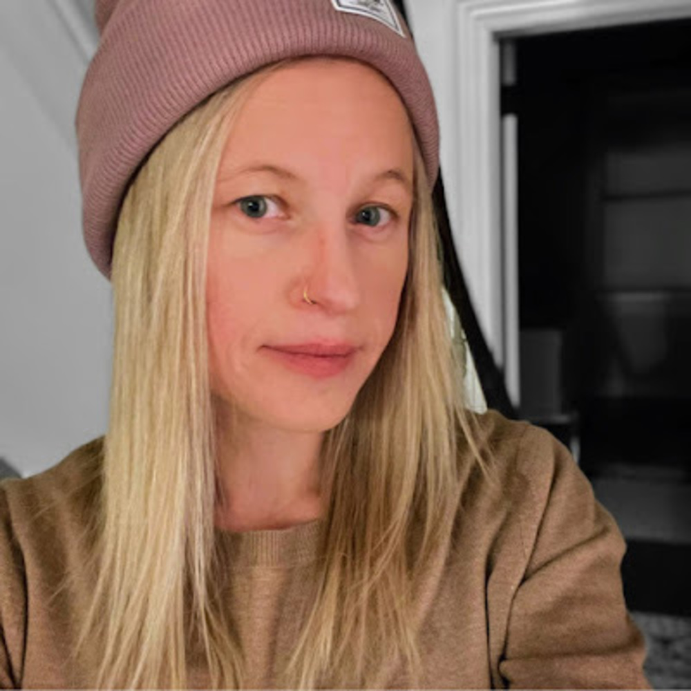 Meet your Posher, Julie